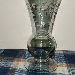 Elegant  Vintage Crystal Vase with Leaf Design
